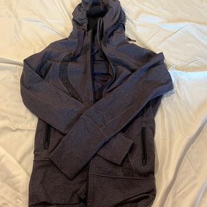 Lululemon hooded jacket, size 6